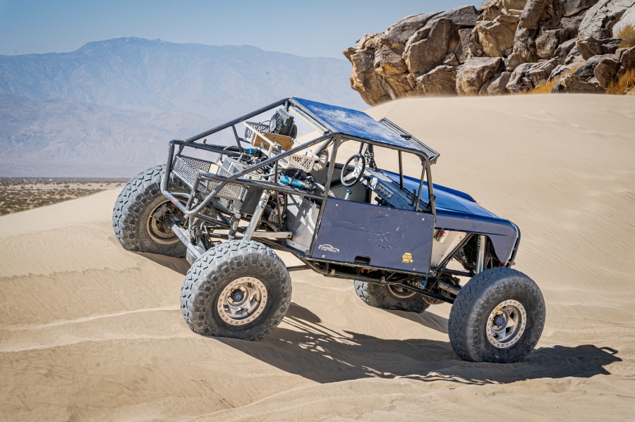 Twisted Customs Crawler - Blue Bronco