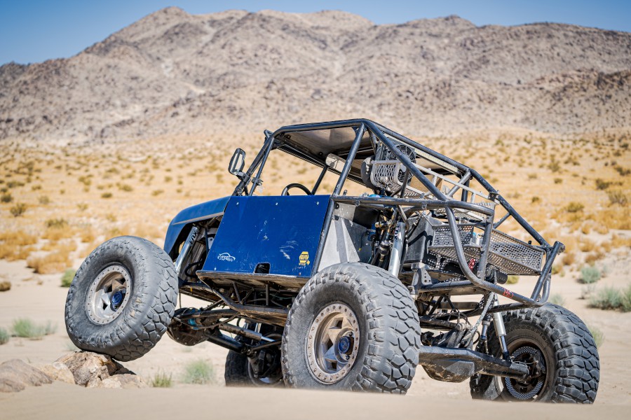 Twisted Customs Crawler - Blue Bronco